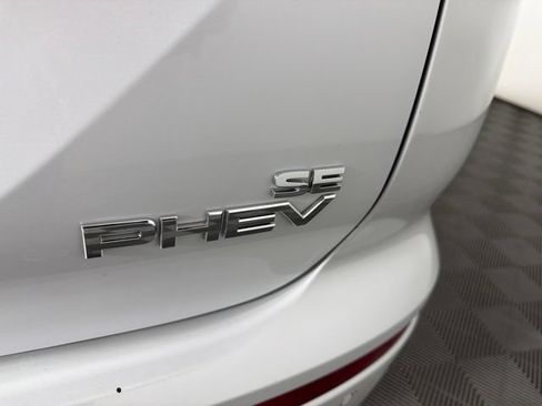 Used 2024 Mitsubishi Outlander SE AWD/4WD image 28