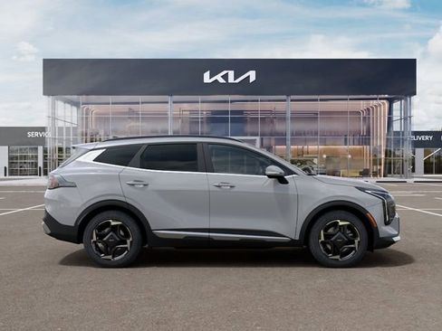 New 2026 Kia Sportage EX image 8