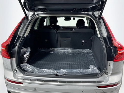 Used 2025 Volvo XC60 T8 Core w/ Protection Package Premier image 15