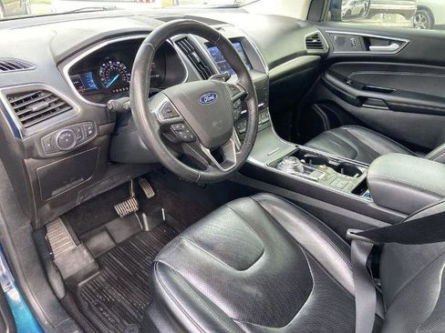 Used 2020 Ford Edge Titanium w/ Equipment Group 301A image 6