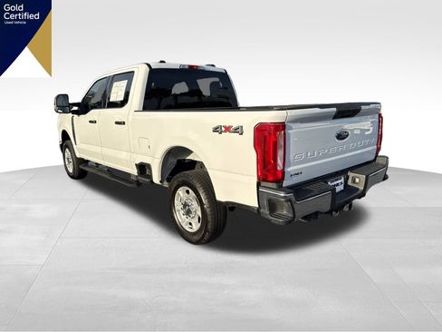 Certified 2025 Ford F250 XLT image 6