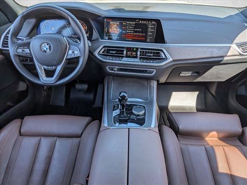 Used 2022 BMW X5 xDrive40i w/ Premium Package AWD/4WD image 25