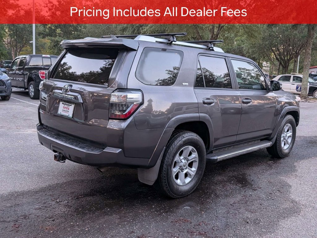 Used 2017 Toyota 4Runner SR5 Premium RWD image 5