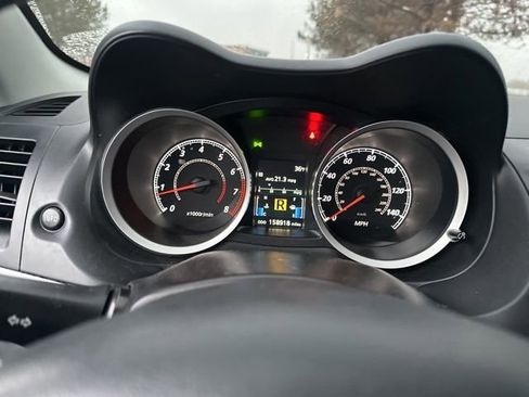 Used 2017 Mitsubishi Lancer ES image 6