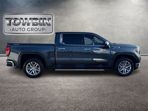Used 2021 GMC Sierra 1500 SLT w/ SLT Convenience Package image 3