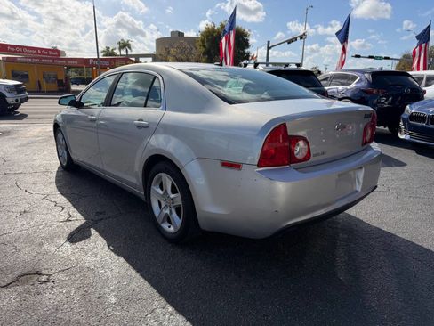 Used 2011 Chevrolet Malibu LS image 3
