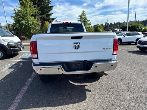 Used 2018 RAM 2500 Tradesman w/ Chrome Appearance Group AWD/4WD image 7