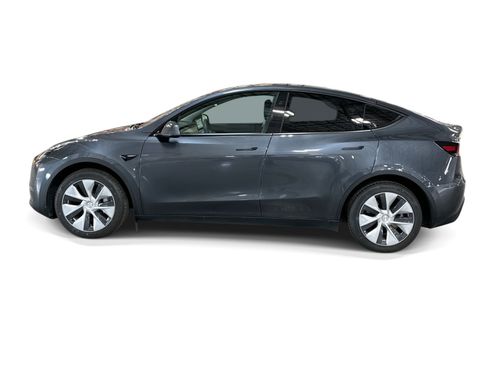 Certified 2023 Tesla Model Y Long Range AWD/4WD image 3