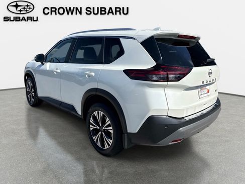 Used 2023 Nissan Rogue SV w/ SV Premium B Package FWD image 6