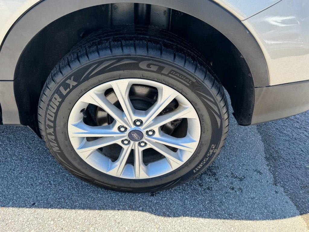 Used 2018 Ford Escape SE AWD/4WD image 7