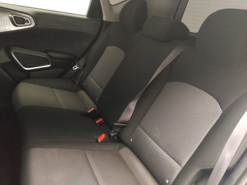 Used 2020 Kia Soul LX image 18