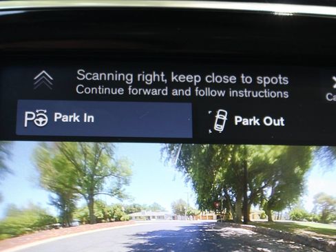 Used 2019 Volvo XC90 T6 Momentum w/ Protection Package Premier AWD/4WD image 36