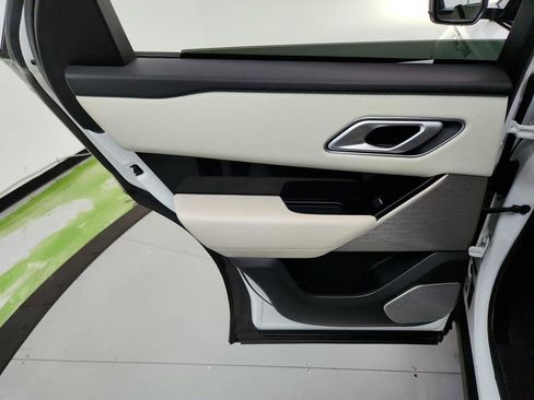 Used 2020 Land Rover Range Rover Velar R-Dynamic S AWD/4WD image 25