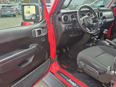 Used 2022 Jeep Wrangler Sport S image 19