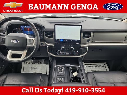 Used 2023 Ford Expedition XLT AWD/4WD image 12