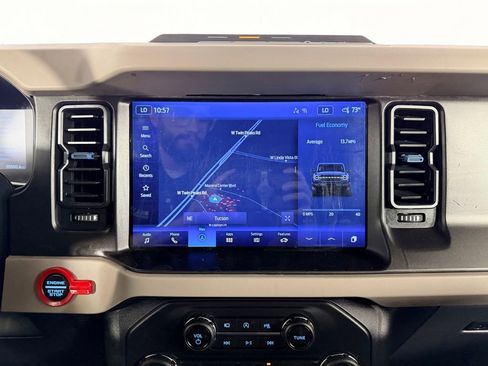 Used 2022 Ford Bronco Wildtrak AWD/4WD image 19