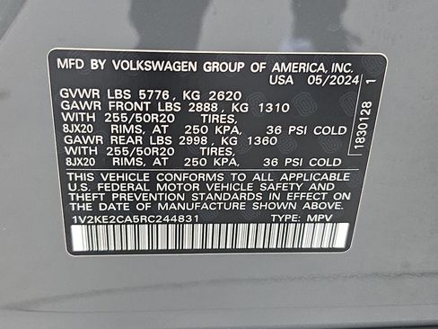 Certified 2024 Volkswagen Atlas Cross Sport SE image 36