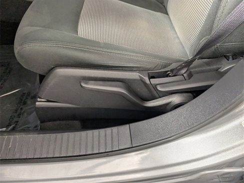 Used 2017 Jeep Patriot Latitude image 17