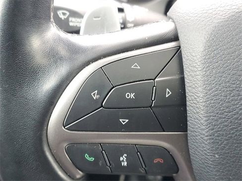 Used 2020 Jeep Grand Cherokee Limited X image 23