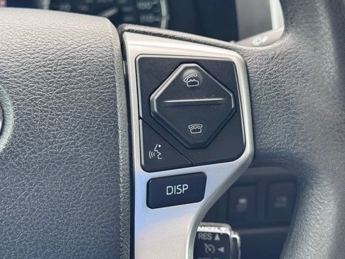 Used 2014 Toyota Tundra SR5 w/ SR5 Upgrade Package AWD/4WD image 10