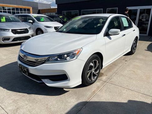 Used 2016 Honda Accord LX image 3