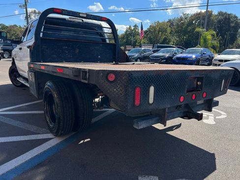 Used 2018 RAM 3500 Tradesman w/ Chrome Appearance Group image 34
