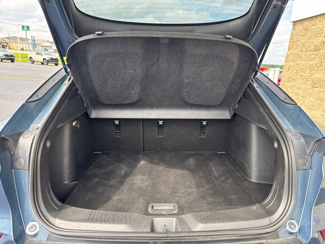 Used 2024 Buick Envista Sport Touring w/ Convenience I Package FWD image 11