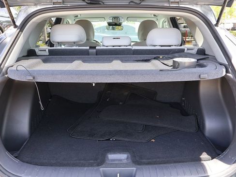Used 2024 Hyundai Kona SEL FWD image 18