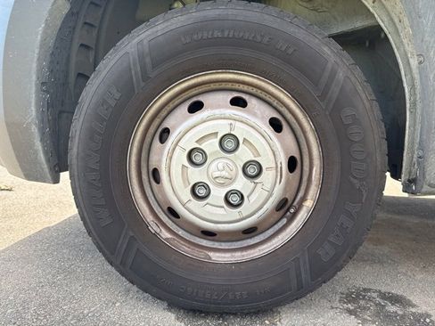 Used 2023 RAM ProMaster 2500 image 7