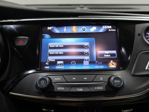 Used 2017 Buick Envision Essence image 25