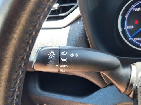 Used 2022 Toyota RAV4 XSE w/ XSE Grade Weather Package AWD/4WD image 33