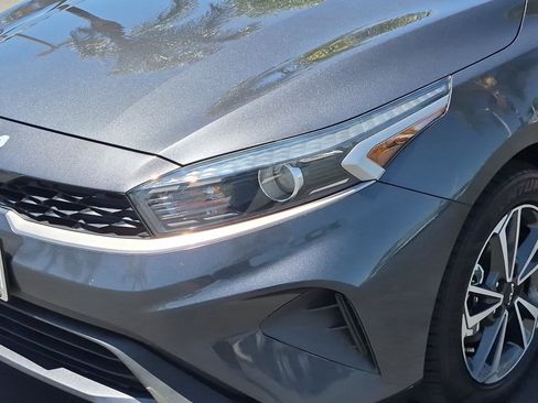 Used 2023 Kia Forte LXS FWD image 6
