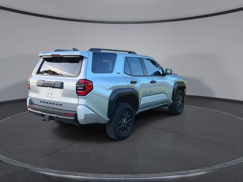 Certified 2025 Toyota 4Runner SR5 AWD/4WD image 8
