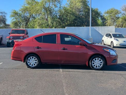 Used 2018 Nissan Versa S Plus image 7