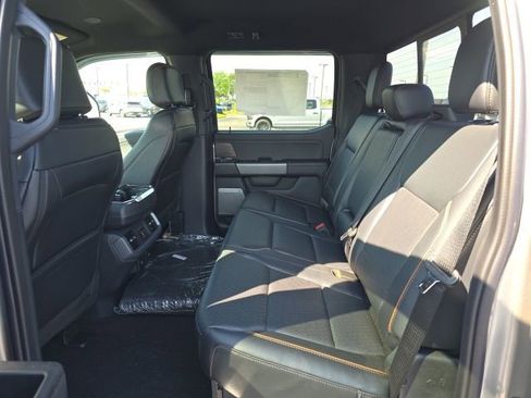 New 2025 Ford F150 Lariat w/ Equipment Group 502A High image 15