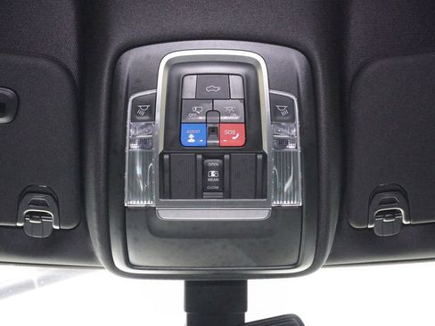Used 2020 RAM 1500 Laramie w/ Sport Appearance Package AWD/4WD image 21