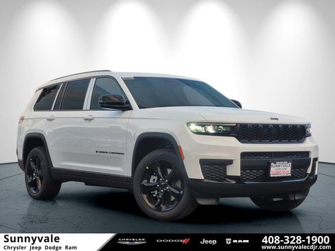 New 2025 Jeep Grand Cherokee L Altitude image 1