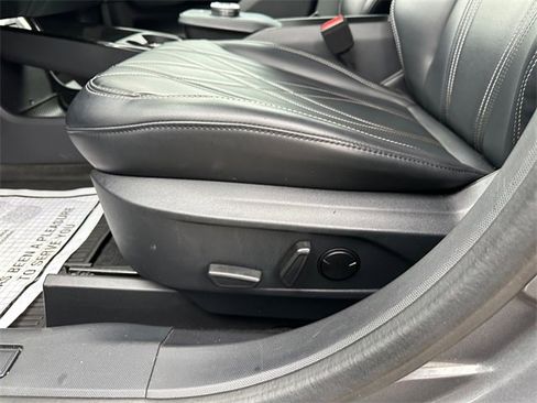 Used 2021 Ford Mustang Mach-E Select image 20