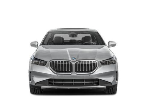 Certified 2025 BMW 530i image 7
