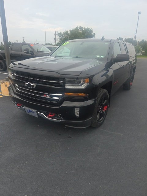 Used 2017 Chevrolet Silverado 1500 LT w/ Redline Edition AWD/4WD image 1