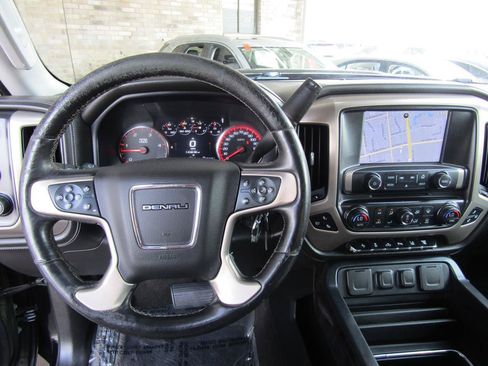 Used 2015 GMC Sierra 2500 Denali w/ Duramax Plus Package AWD/4WD image 16