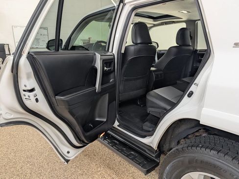 Used 2014 Toyota 4Runner 4WD image 14