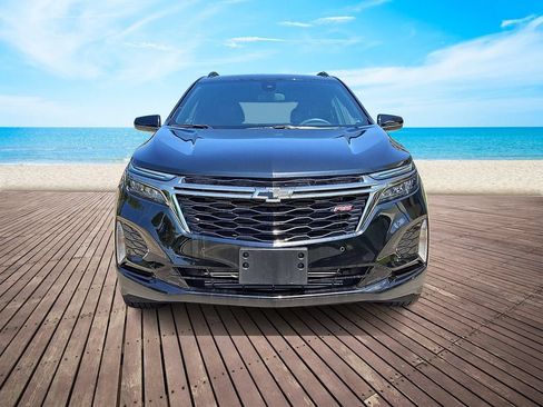 Certified 2023 Chevrolet Equinox RS FWD image 2
