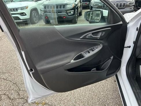 Used 2024 Chevrolet Malibu LT FWD image 10