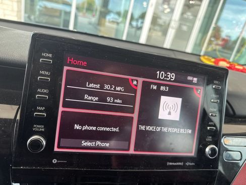 Used 2021 Toyota Camry XSE FWD image 9