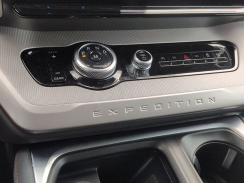 Certified 2025 Ford Expedition Max Active RWD image 27