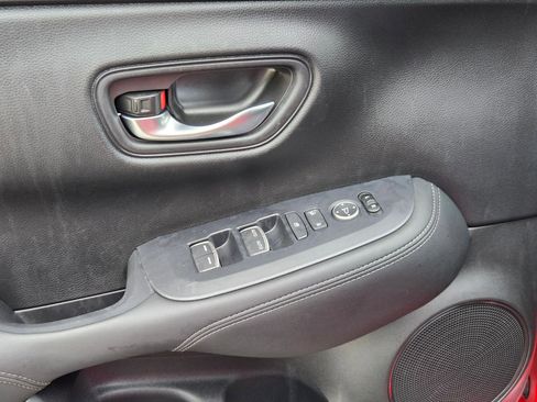 Used 2025 Honda HR-V EX-L image 11