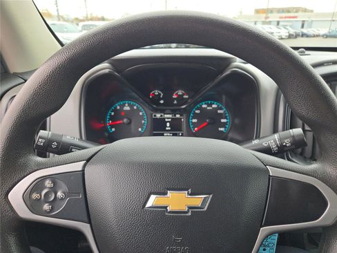 Used 2021 Chevrolet Colorado W/T w/ WT Convenience Package image 28