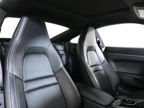 Certified 2025 Porsche 911 Carrera image 17