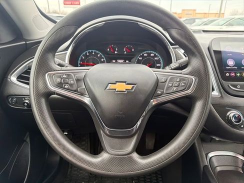 Used 2020 Chevrolet Malibu LT w/ Redline Edition image 17